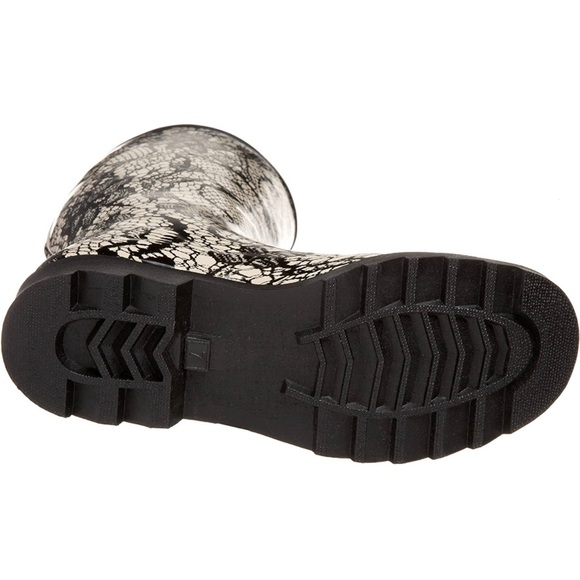 CHOOKA Polished Tall Waterproof Rain Boot - Picture 2 of 7